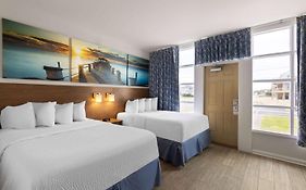Days Inn By Wyndham Kill Devil Hills Oceanfront - Wilbur
